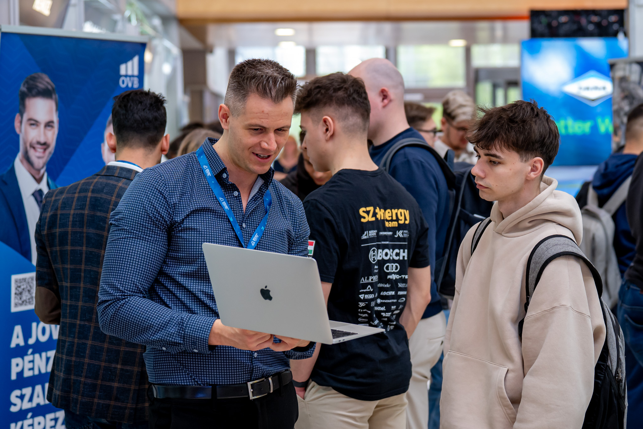 At the spring Job Fair of Széchenyi István University, many young people explored labour market opportunities (Photo: András Adorján)